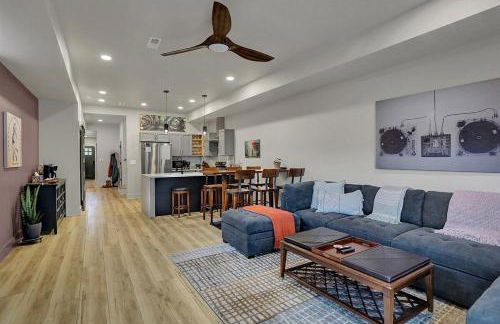 Walk to Bars and Restaurants in Fountain Square - Foto 43