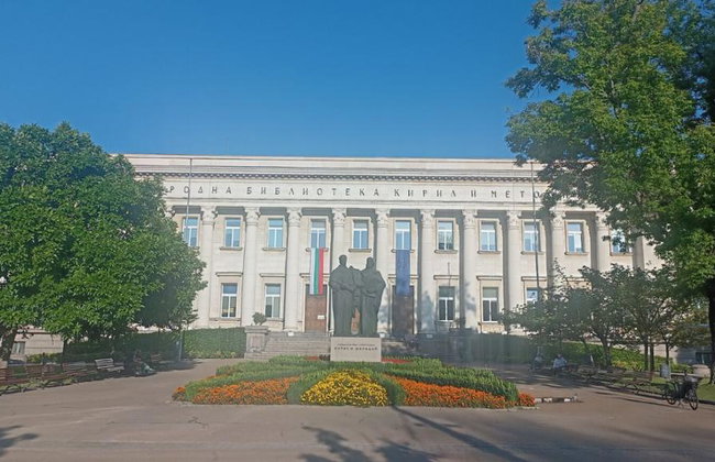 Sofia City Walking Tour with Tasting – 2-Hour Guided Experience - Foto 2