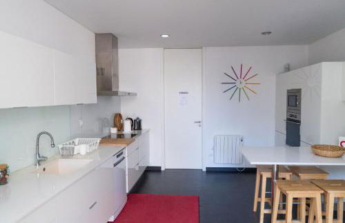 Spacious Villa with Private Pool & Garden in Douro, by Hopstays - Foto 18