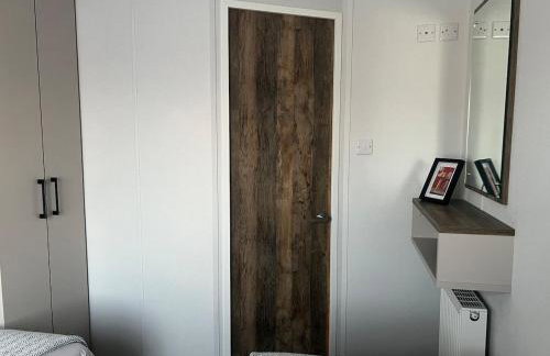 NEW 2025 Modern 3Bedrooms Lodge Walk to Beach - Foto 14