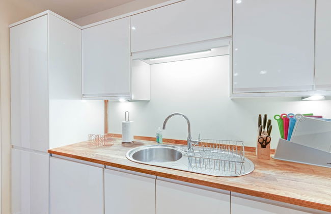 Luxury 3 Bedroom Apartment with Parking - Foto 21