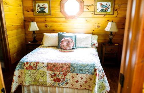 Log Cabin Rental with a Porch near Shenandoah National Park, Virginia - Foto 11