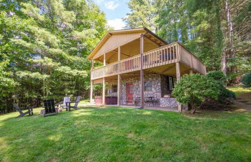 Secluded & Private Retreat- Hot Tub, Fire Pit, Near New River State Park - Foto 3