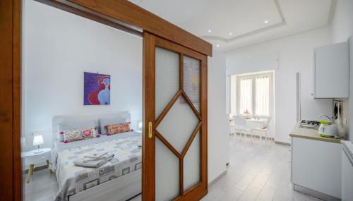 MIRANDA APARTMENTS nel cuore del Vomero - Foto 3