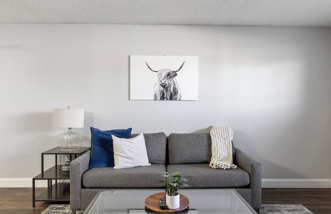 Landing Grand Prairie - Photo 25