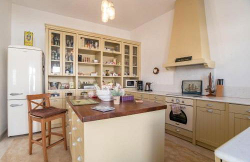 Piperi On The Rocks - Photo 52