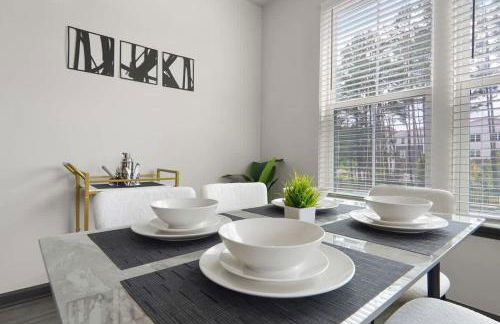 3BR King Bed Balcony North Raleigh - Foto 11