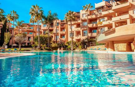 VACATION MARBELLA l Golden Mile Oasis l Family friendly l Next to the beach and Puente Romano l 24-7 Security - Foto 22