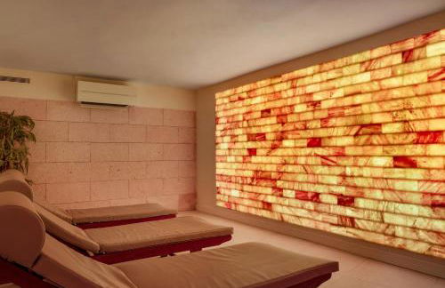 Aparthotel Fontanellas Playa - Photo 96