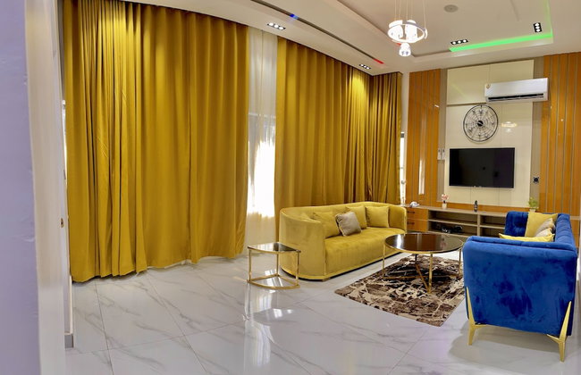 Lisa Suites - Photo 23