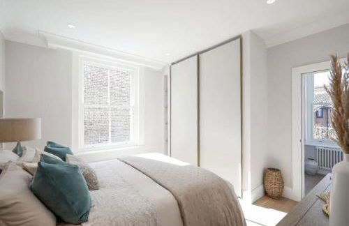 3 Bed Corner House Portobello Rd - Foto 35