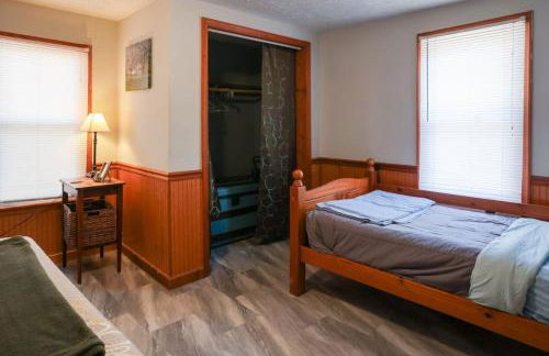 Pool-Table-Hot Tub-Fire Pit - Foto 19