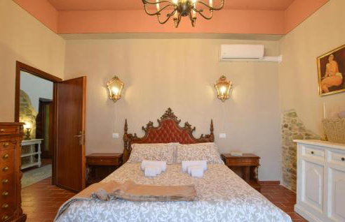 Lovely Apartment In Civitella Benazzone - Foto 10