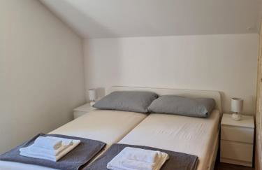 Apartments Jungic, Rab - Photo 13