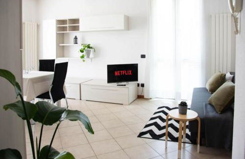 CA' GIALLA 2 - sul Lago di Lugano, Dog friendly, Terrazza e Parcheggio - - Foto 3