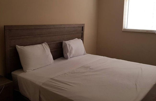 Amazing Clean Large Parking Long Term Avail - Foto 11