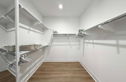 Marbella Lane Spacious 4BR Modern Family Home - Foto 18