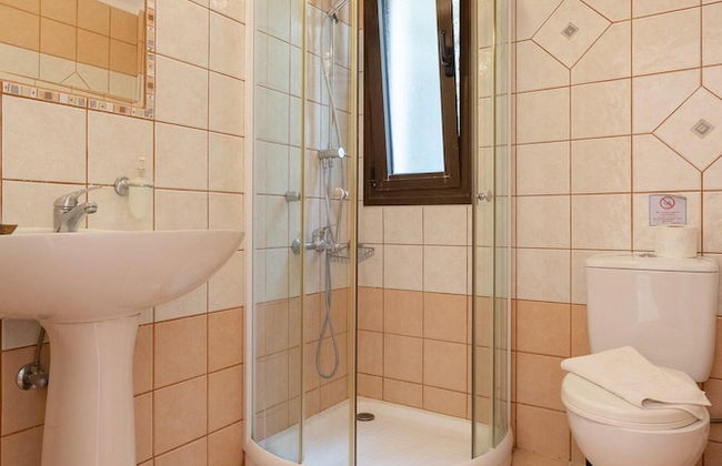 Villa Marina Large Private Pool Walk to Beach Sea Views A C Wifi Car Not Required - 2300 - Foto 9