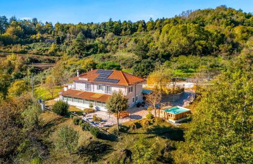 Villa Poesia, 7 pax with pool - Foto 1