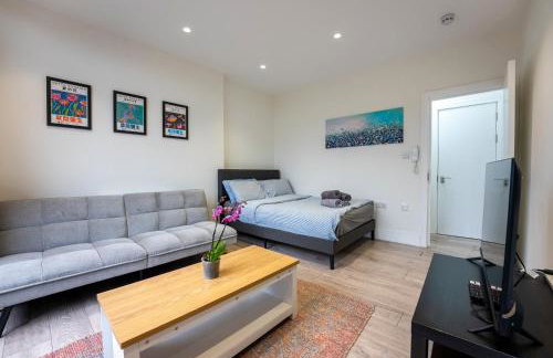 Modern Studio Flat with Balcony in Heart of London - Foto 4