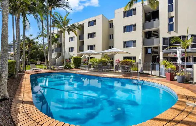 Joanne Apartments - Photo 1