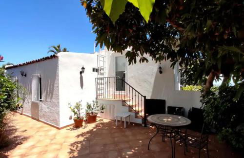 Home2Book Charming Cottage Juanita Among Avocados - Foto 23