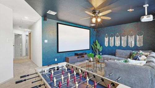 Colonial Style Retreat ft Pool Cinema jacuzzi - Foto 3