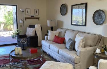 Garden Home with Mountain & Desert Views home - Foto 35