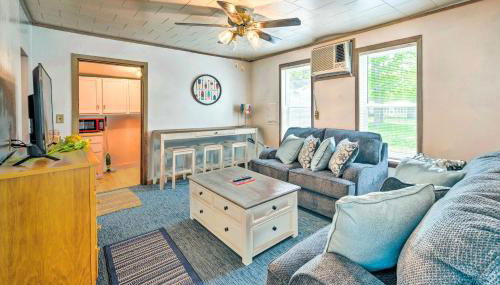 Historic Cabin Retreat Steps to Okoboji Lake - Foto 5