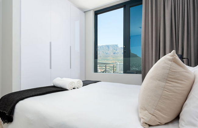 16 on Bree Luxury Apartments - Photo 2