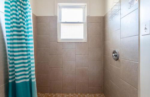 1 Bus Stop To NYC-Hot Tub-EWR Airport-Free Parking - Foto 45