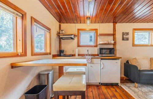 Charming two-level retreat in Capitol Hill - Foxglove Inn - Foto 2