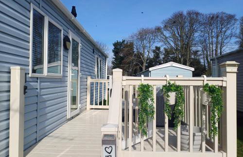 Haggerston Castle sleeps 6 ensuite - Foto 1