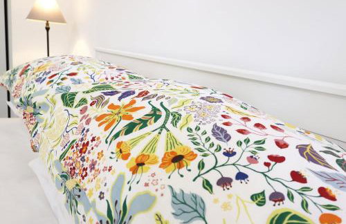 Modern Comfort Near Castle St with WiFi & Parking! - Foto 35