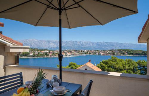 The Rooftop - Photo 1