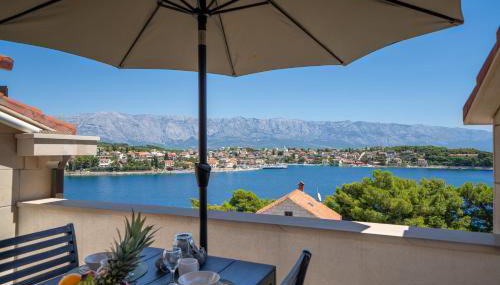 The Rooftop - Photo 1