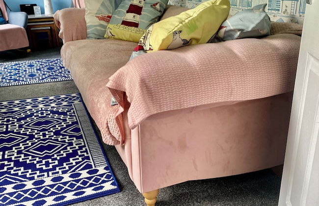 Large 3 bed Chalet -sleeps 6- dog Friendly- Garden - Foto 11