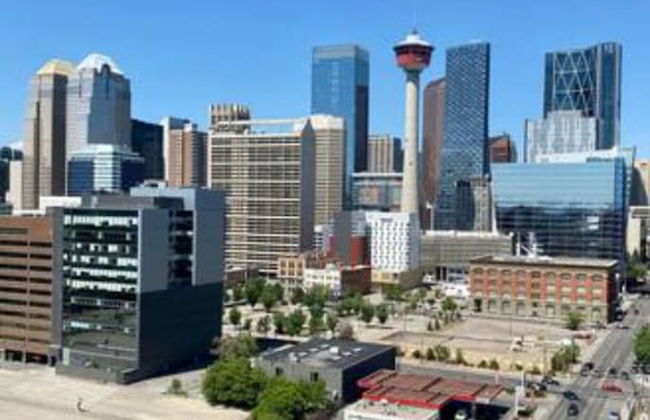 Modern DT Condo Balcony Parking Gym Hot Tub - Foto 54