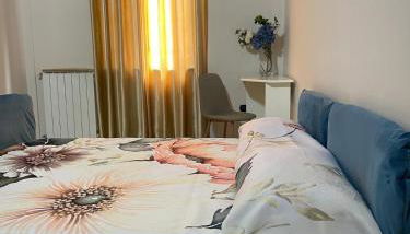 Vesux Apartments - Photo 2