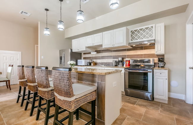 Brand New Spacious 4BD - Photo 8