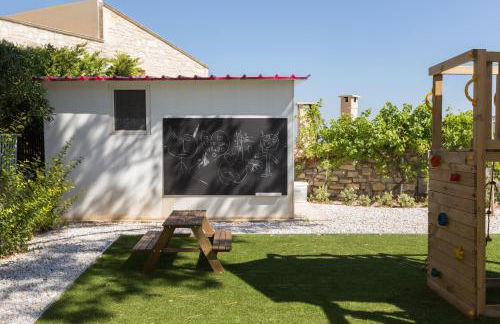 Effies Cozy Villa-Spectacular View and Playground - Foto 19