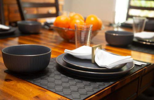 Large Family-Friendly Home on NW Side - Dogs OK - Foto 4