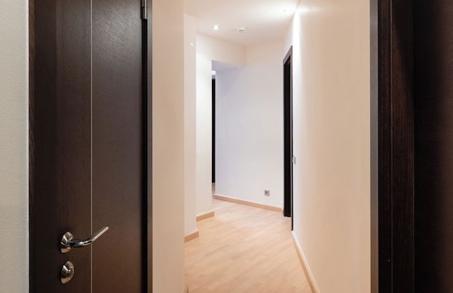 Audeju Two Bedroom With Two Bathrooms - Photo 24