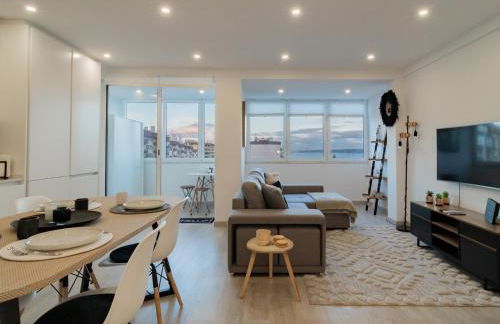 Stylish Apartment W/ River View by LovelyStay - Photo 8