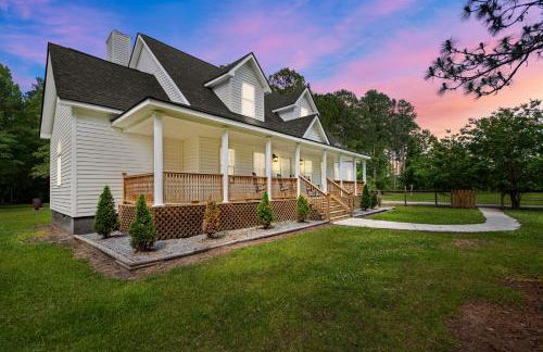 Grandma's Farm on 6 acres with Lighted Barn and River Access - Foto 1