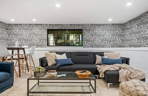 Relaxing Home Among The Redwoods - Dog-Friendly - Photo 29