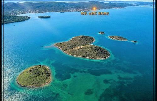 Villa Olive Island - Photo 1