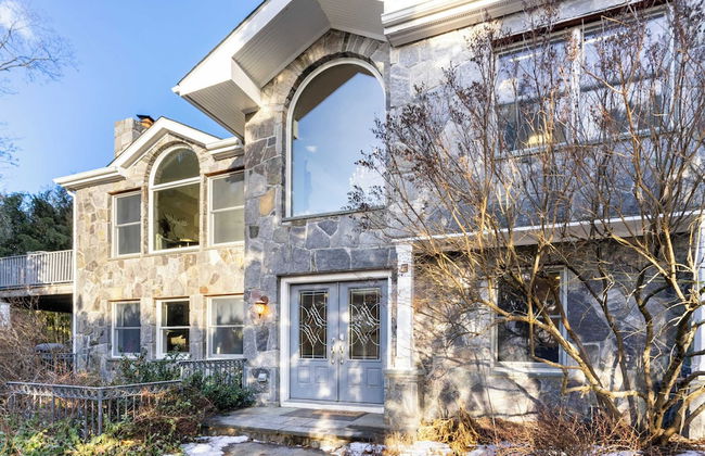 Hudson River Views + Firepit, Patio, Dog Run, Game Room Stone Manor - Photo 52