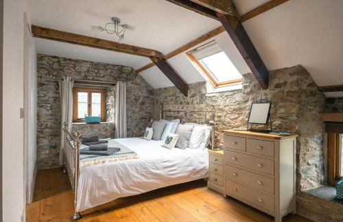 Stunning Converted Granary in Heart of St Davids - Photo 10