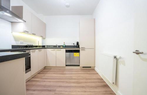 Spacious 3BR Near Wembley Stadium - Sleeps 12 - Foto 35